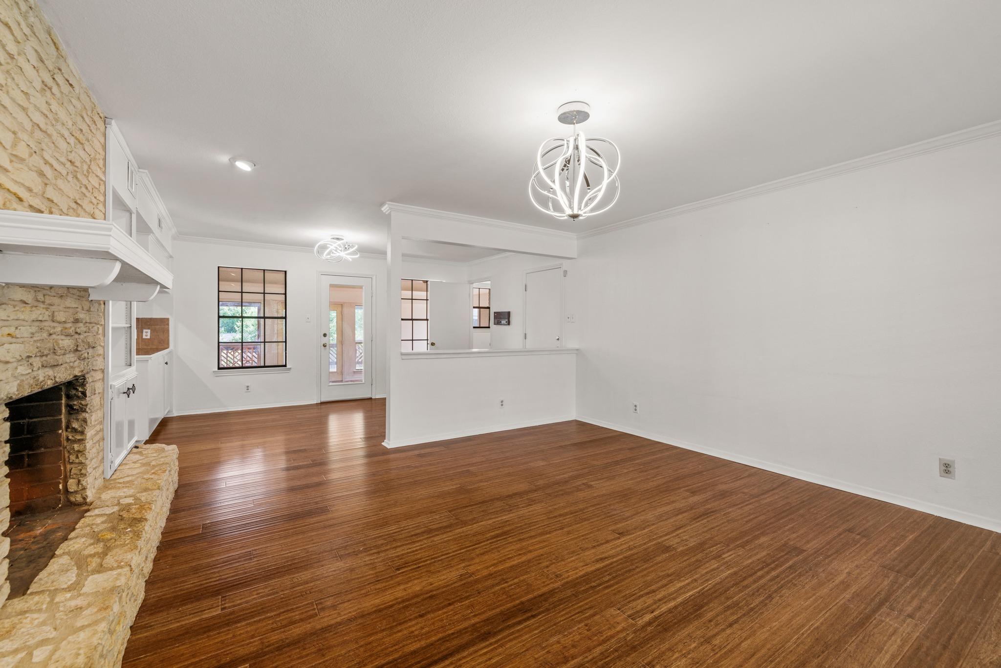 13307 Broadmeade Ave