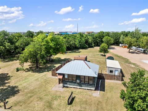 303 W Broade ST Leander TX 78641