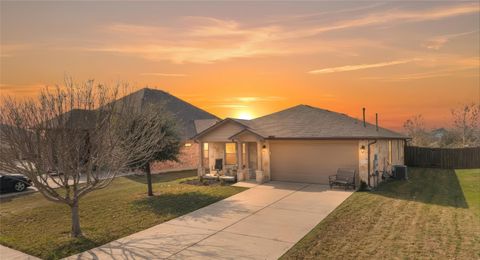 113 Screech Owl DR Kyle TX 78640