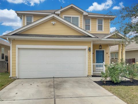 717 Twisted Oaks LN Buda TX 78610