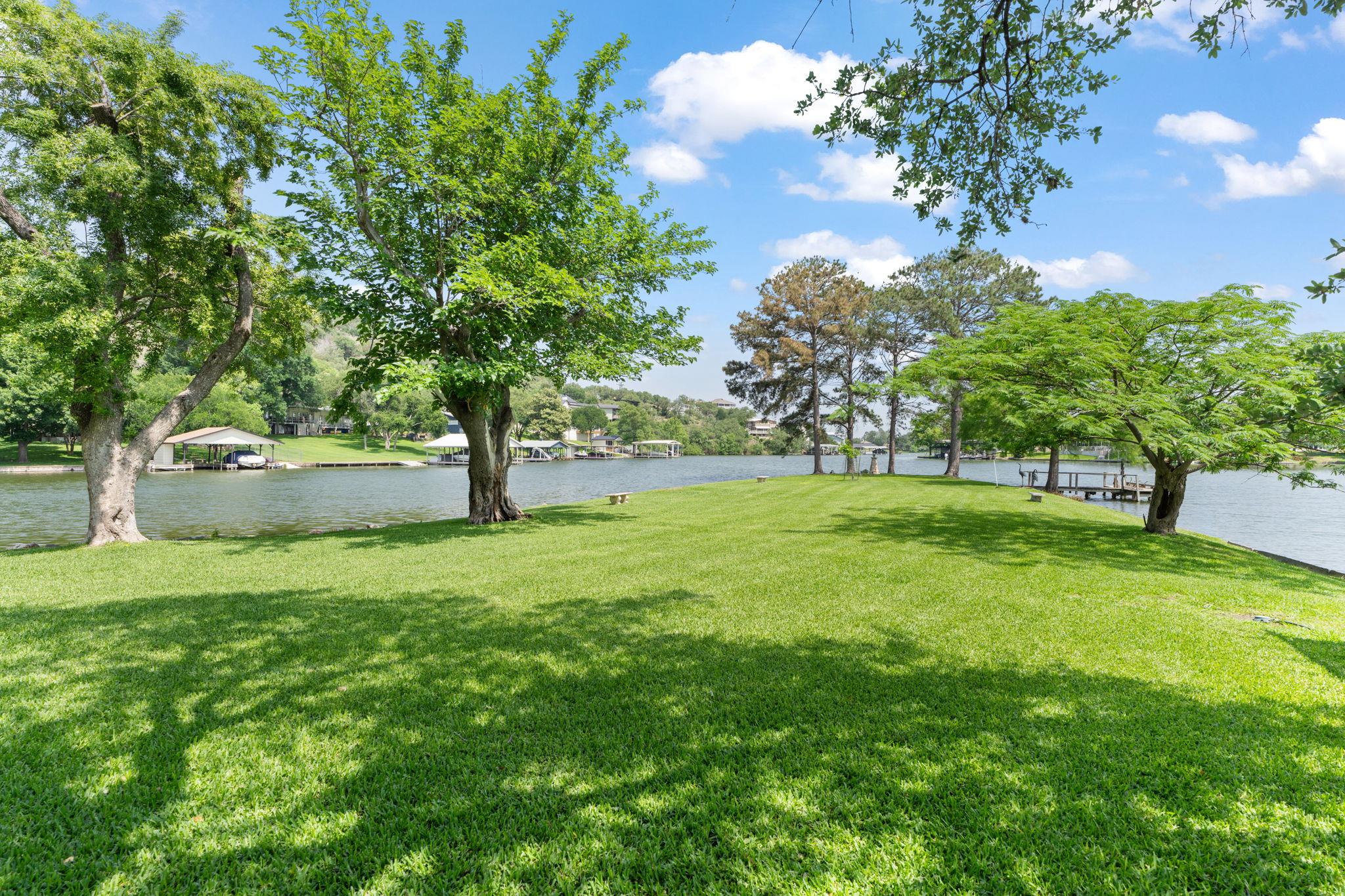 327 Mountain View DR