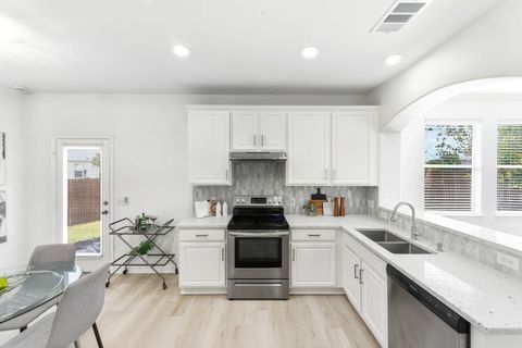 Tiny photo for 17809 Bridgefarmer BLVD, Pflugerville, TX 78660 (MLS # 1416068)