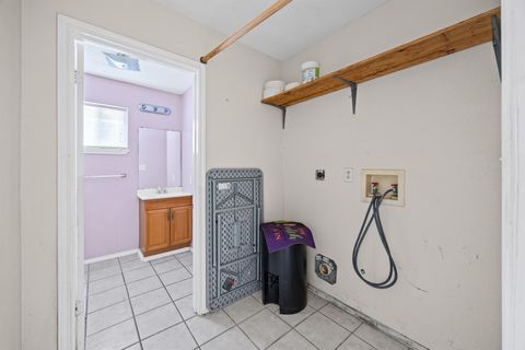 Tiny photo for 908 Vargas RD, Austin, TX 78741 (MLS # 7610364)