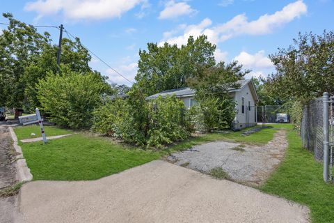 Tiny photo for 908 Vargas RD, Austin, TX 78741 (MLS # 7610364)