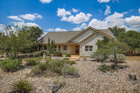 Photo of 17 Falling Leaf LN, Wimberley, TX 78676 (MLS # 8734216)