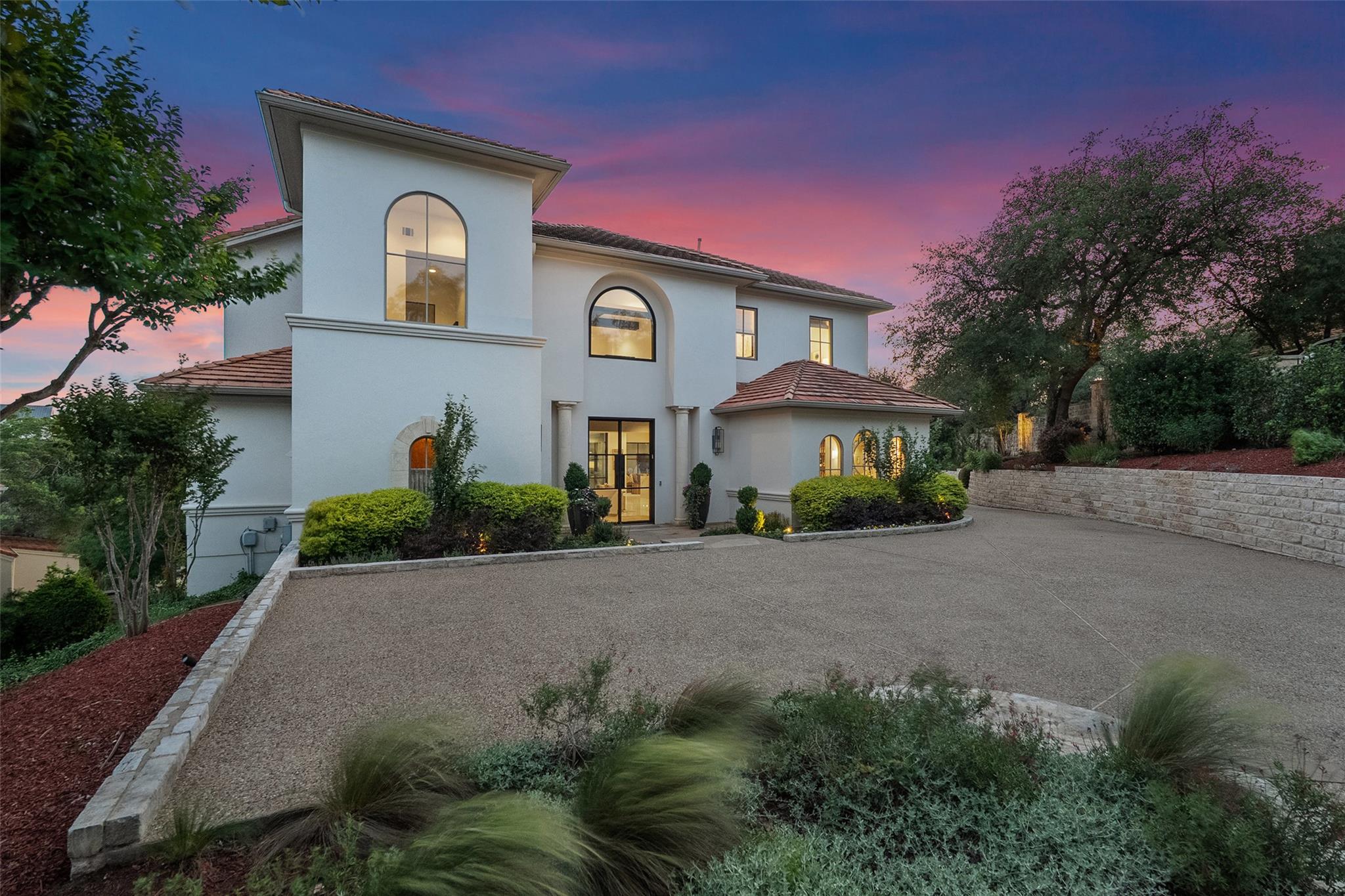 1508 Mesa Ridge LN