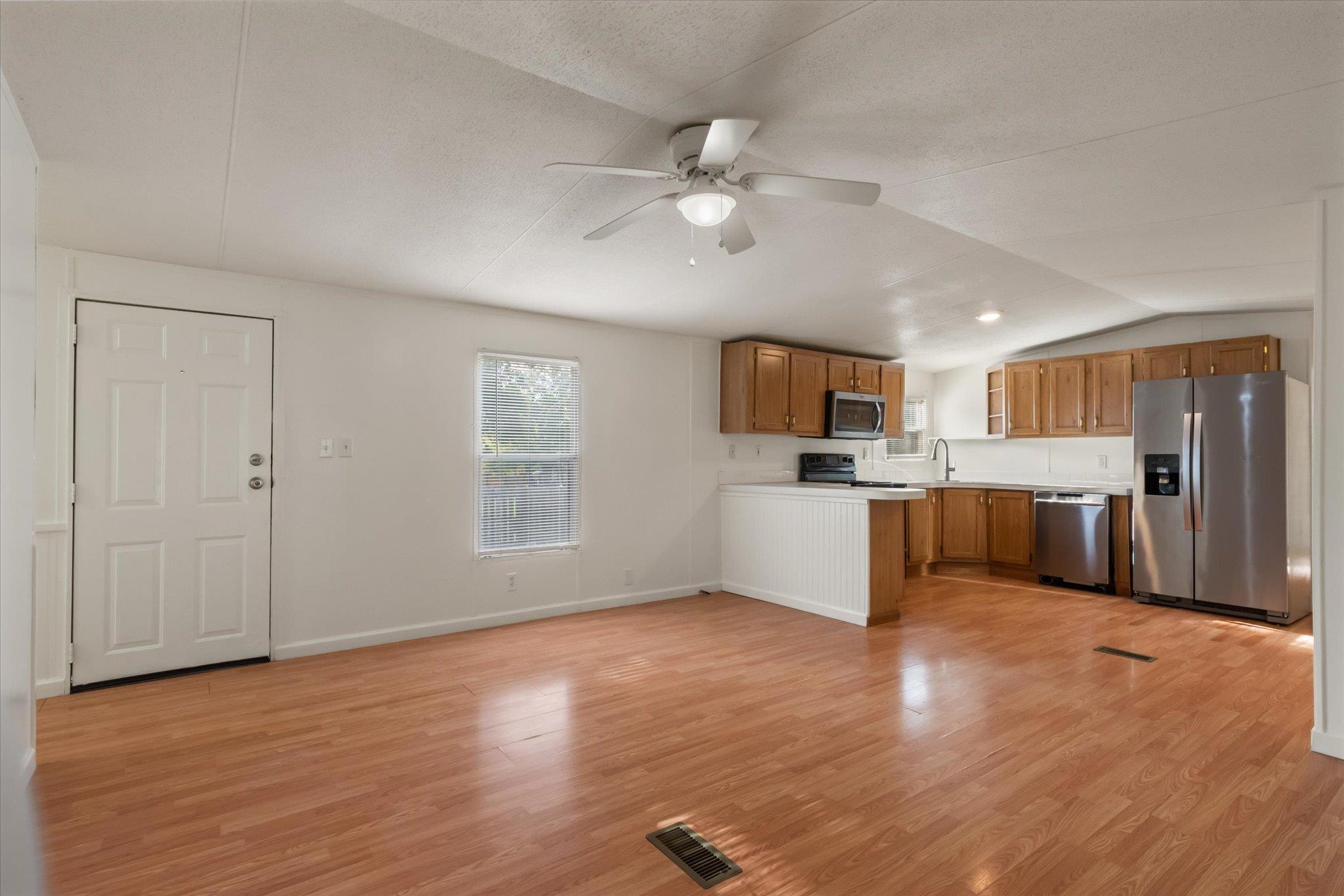 1611 San Gabriel Ranch RD