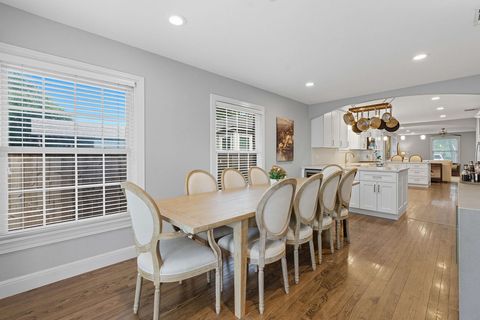 Tiny photo for 5400 Sunshine DR, Austin, TX 78756 (MLS # 1795653)