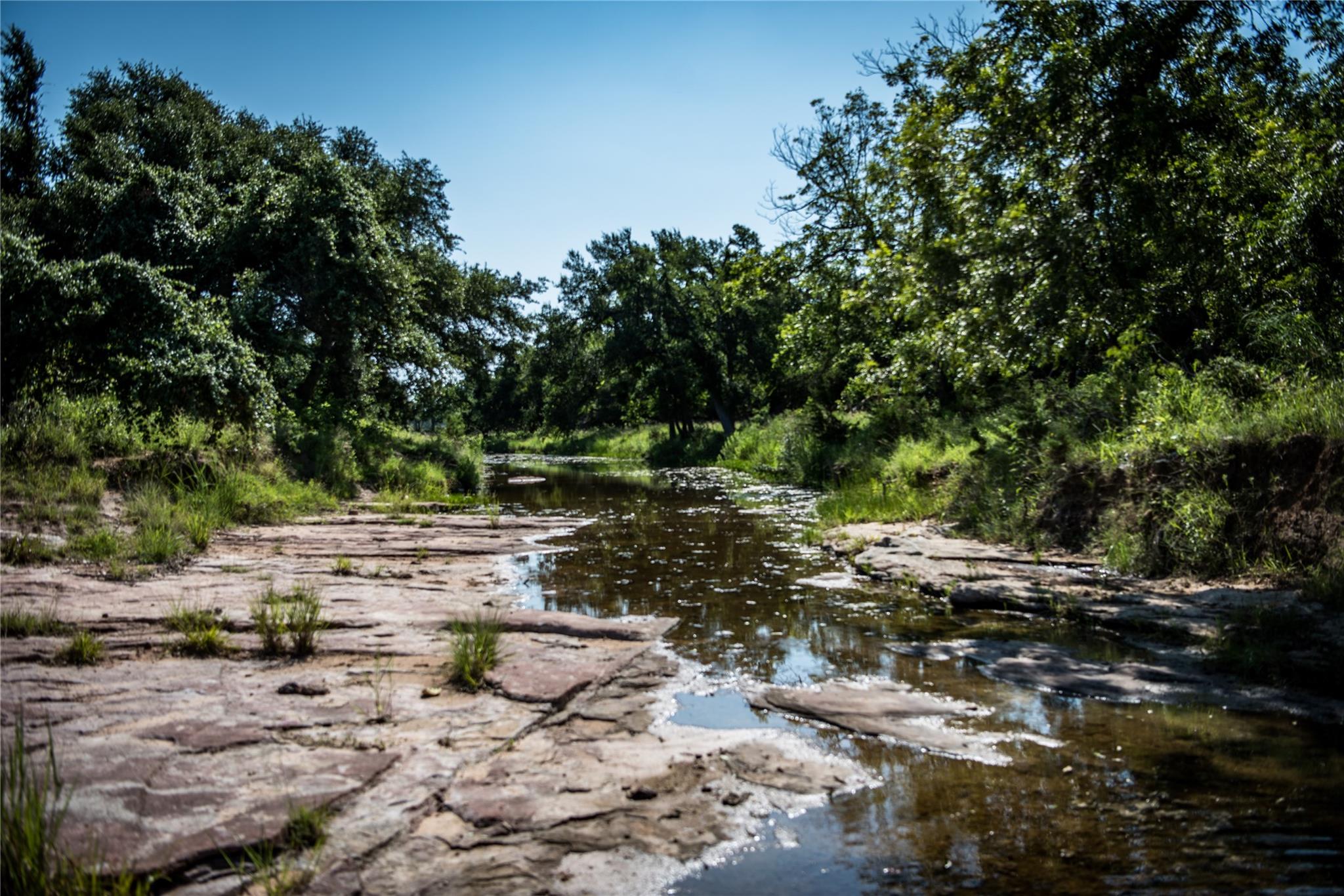 12350 N Hwy 16 Highway