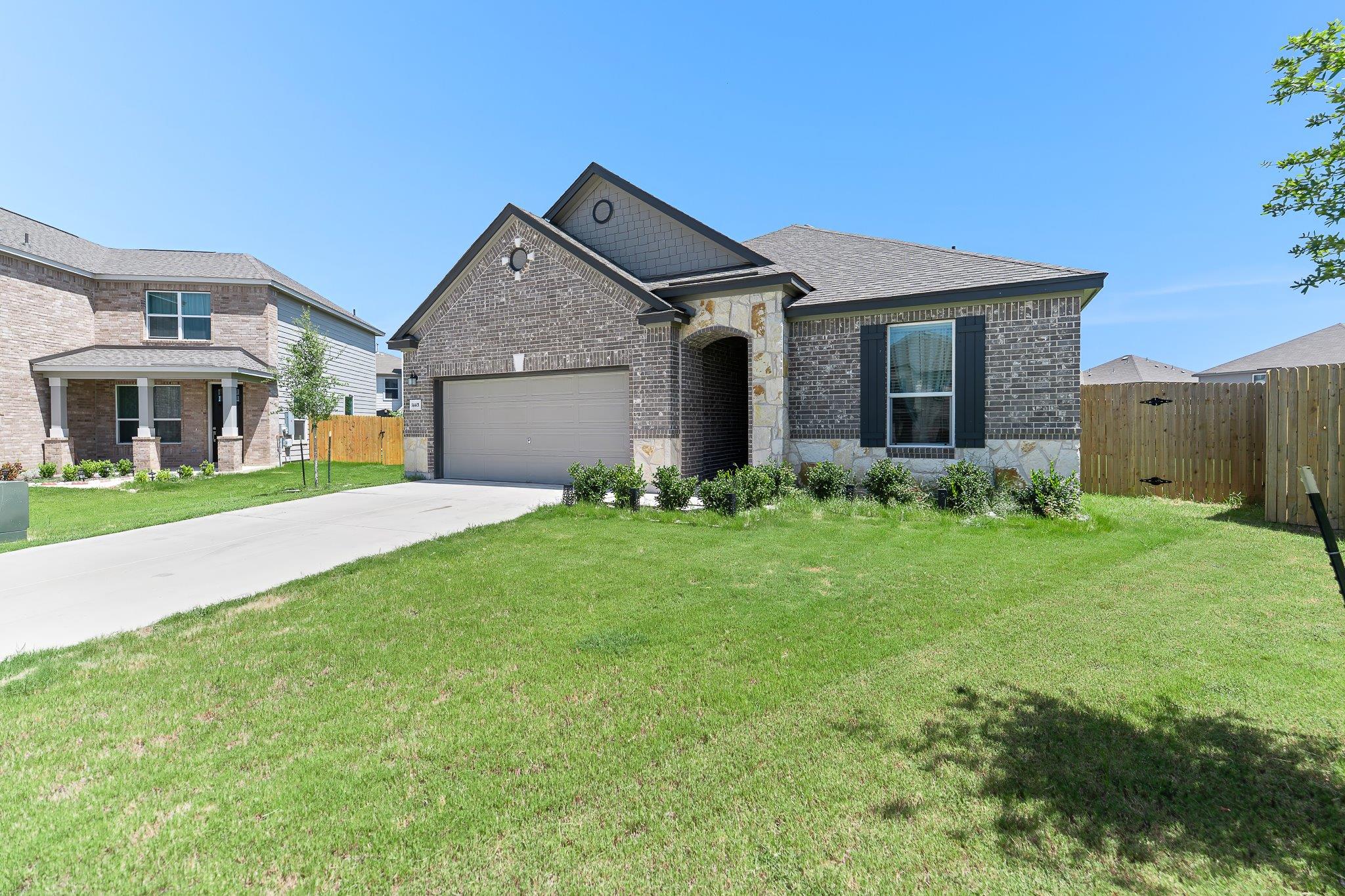 14401 Tawny Eagles CT