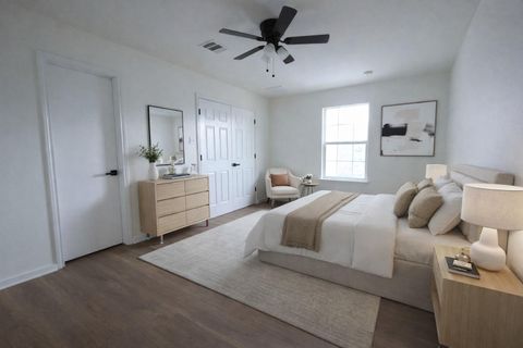 Tiny photo for 2110 Nogales TRL, Austin, TX 78744 (MLS # 8118012)