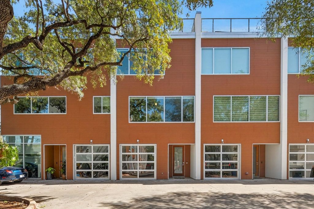 Photo of 2301 S 5th ST #25, Austin, TX 78704 (MLS # 2452090)