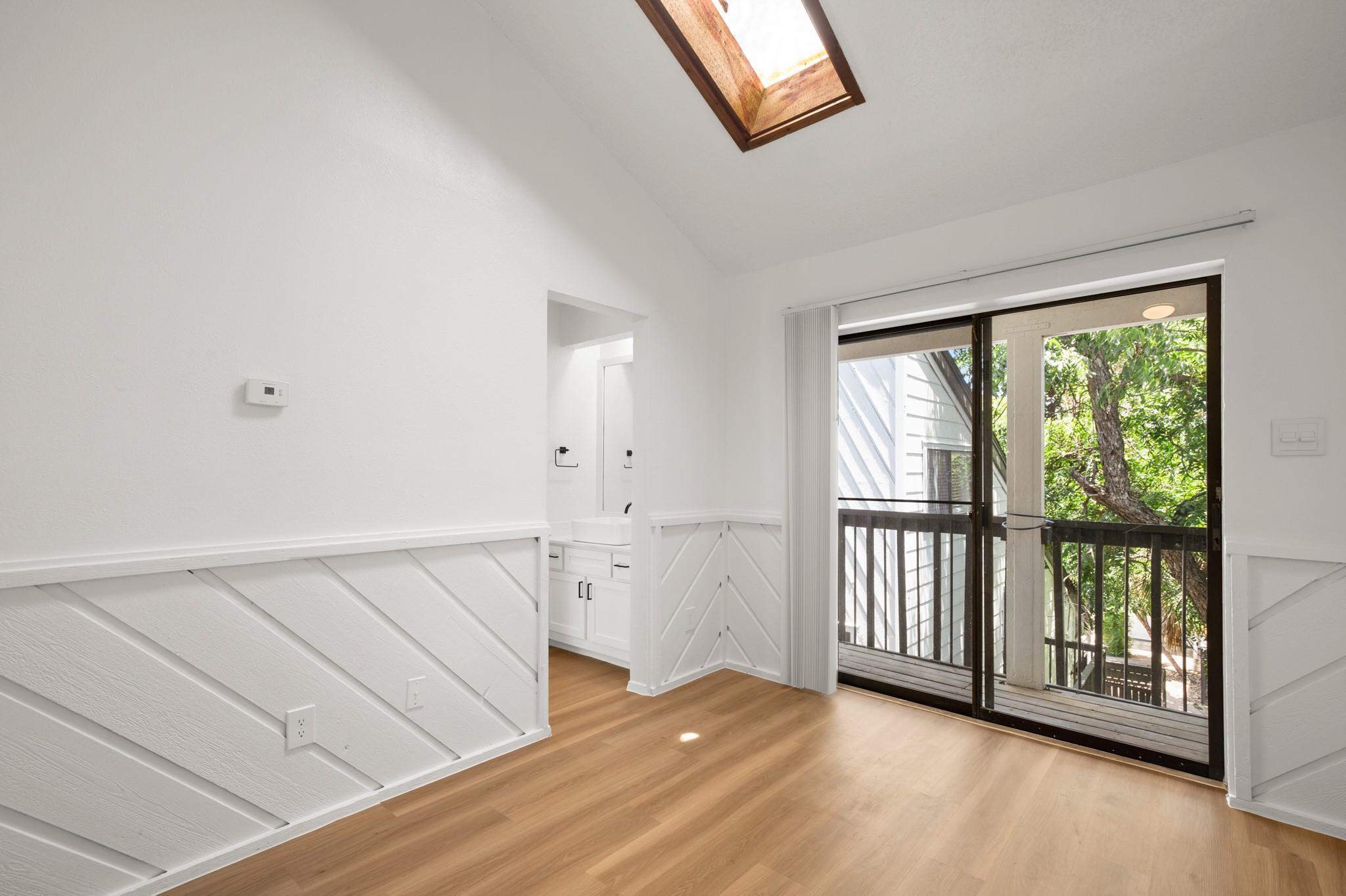 4205 Speedway Ave 301