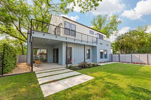 1113 Walton LN 1 Austin TX 78721