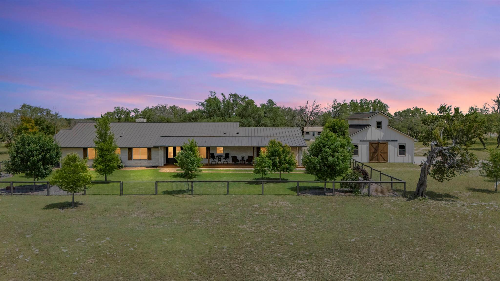 2055 County Road 284