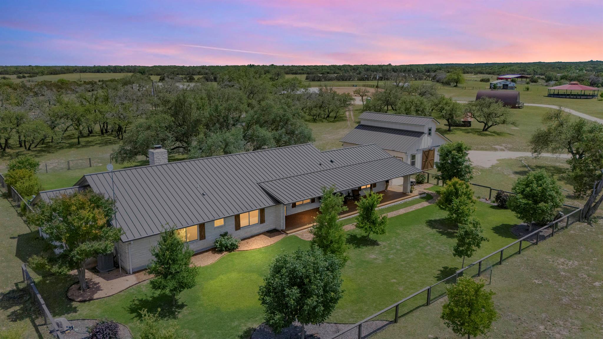 2055 County Road 284