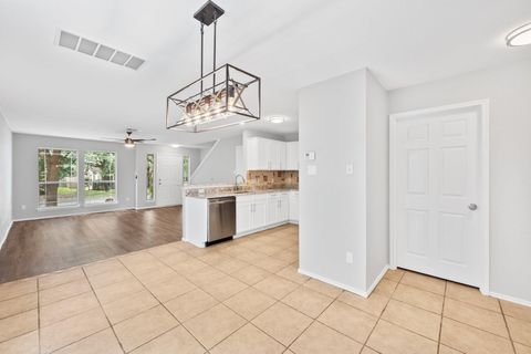 Tiny photo for 2304 Melissa Oaks LN, Austin, TX 78744 (MLS # 1409504)