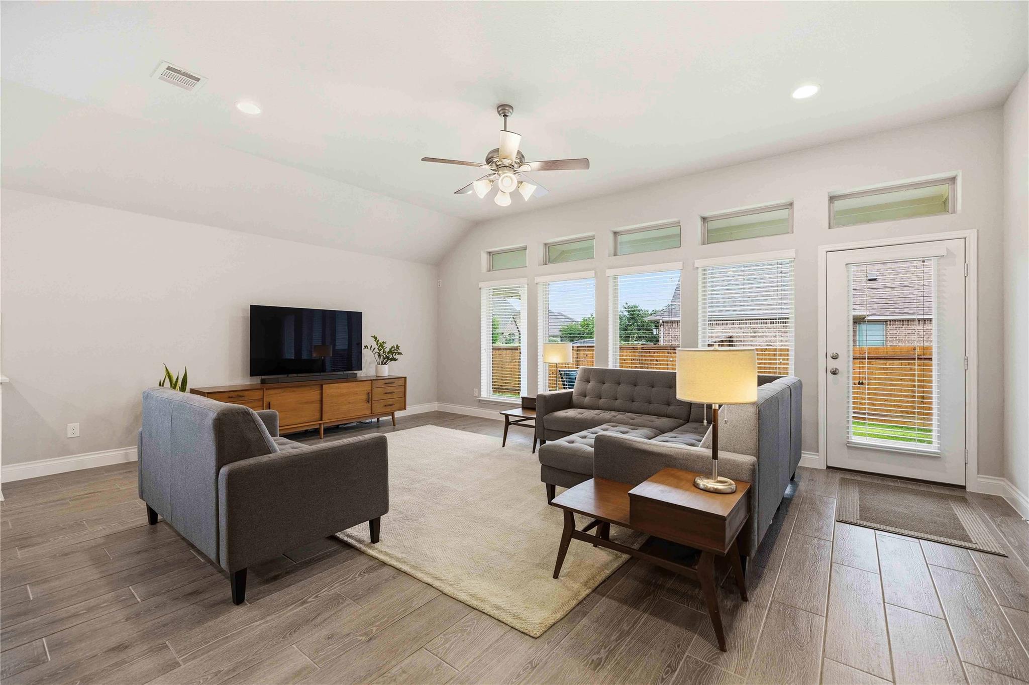 16701 Edwin Reinhardt DR