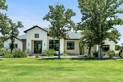 321 Delayne DR Austin TX 78737