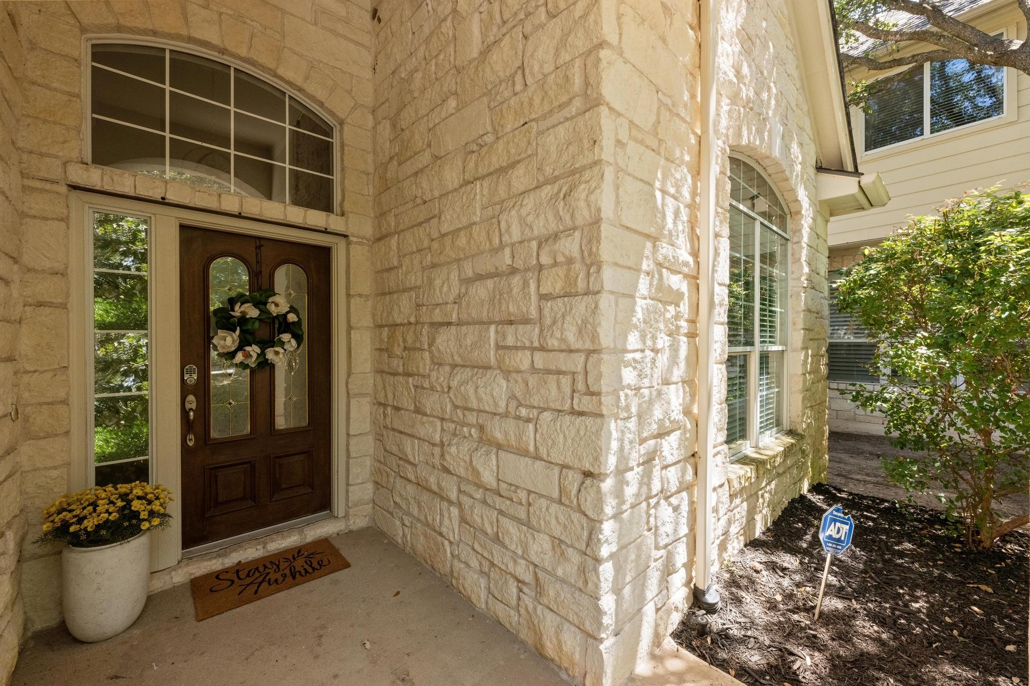 5000 Mission Oaks BLVD 47