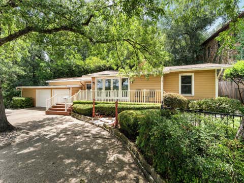 Photo of 2205 Scenic DR, Austin, TX 78703 (MLS # 4862598)