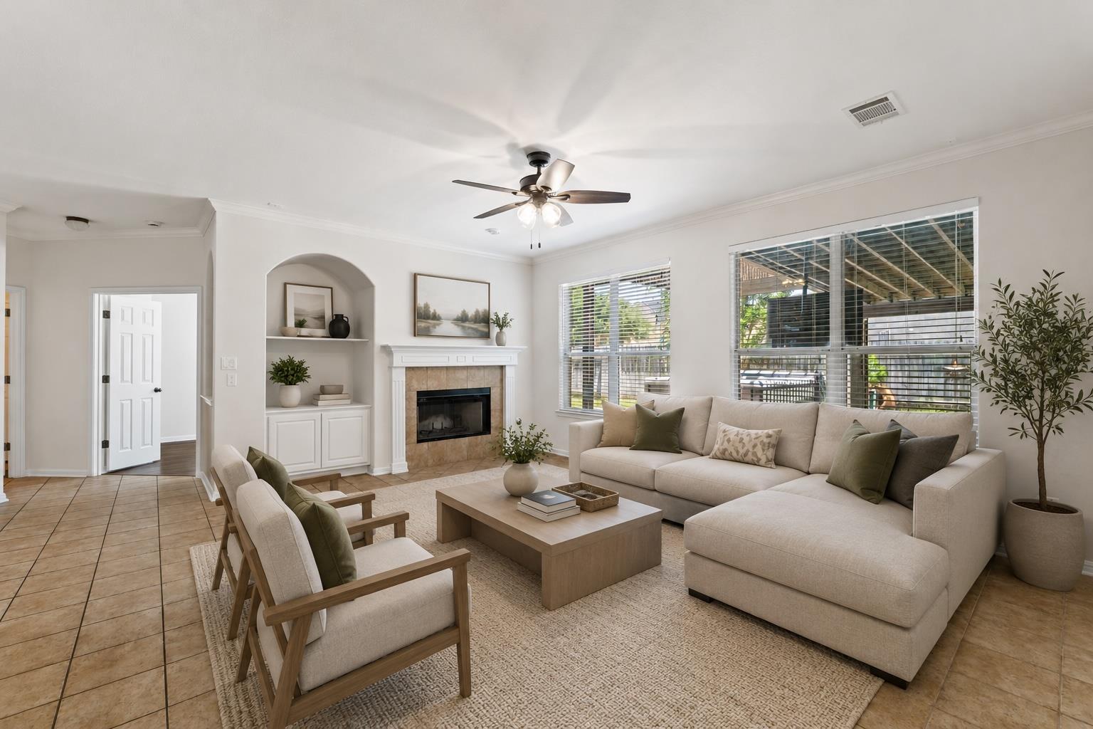 1598 Tahoka Daisy DR