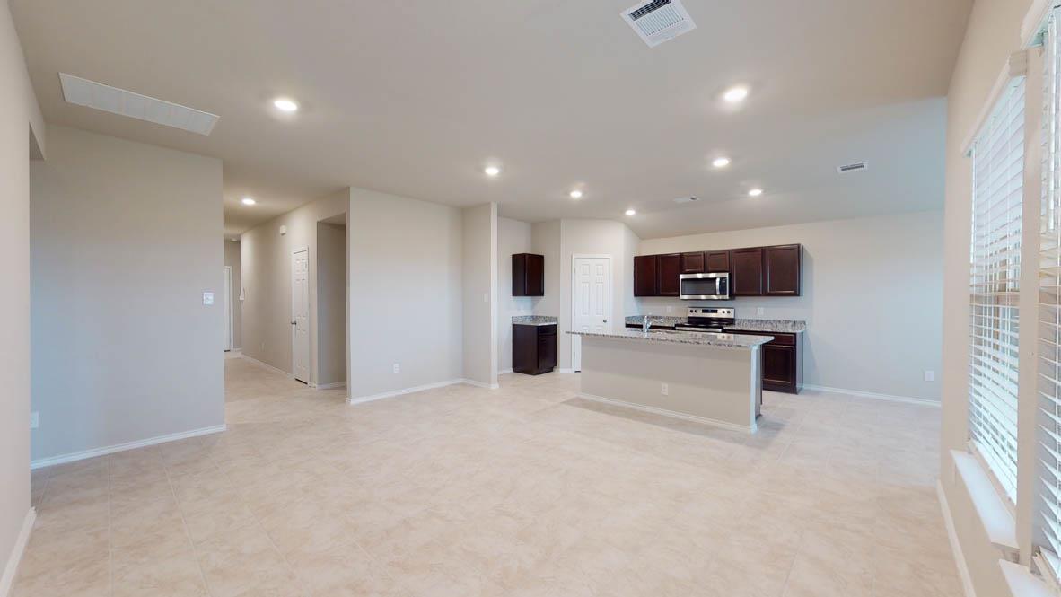 1203 Rolling Thunder DR