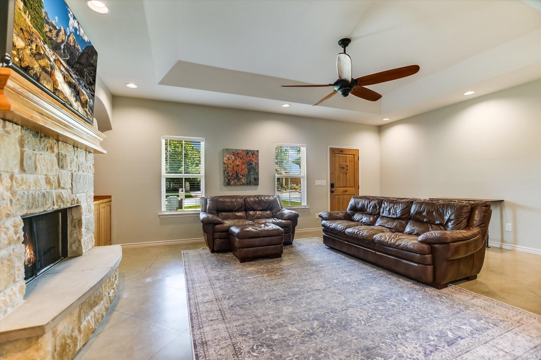 705 Woodland Park DR