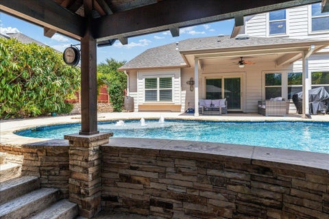 Tiny photo for 1901 Meandering Meadows DR, Pflugerville, TX 78660 (MLS # 6381037)