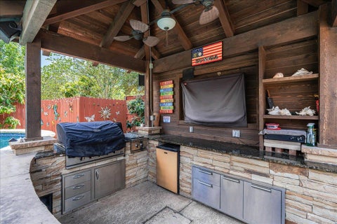 Tiny photo for 1901 Meandering Meadows DR, Pflugerville, TX 78660 (MLS # 6381037)