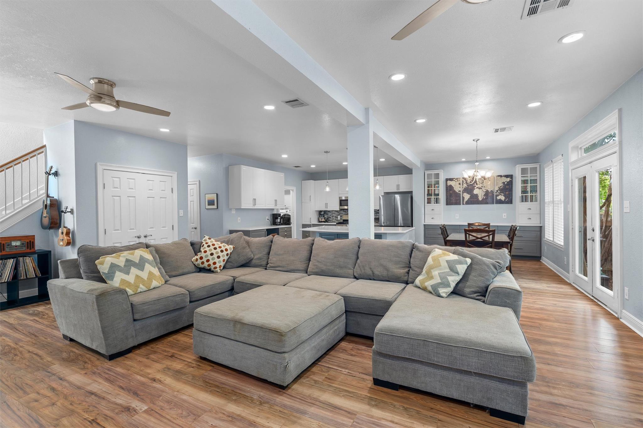 1317 Oolong LN