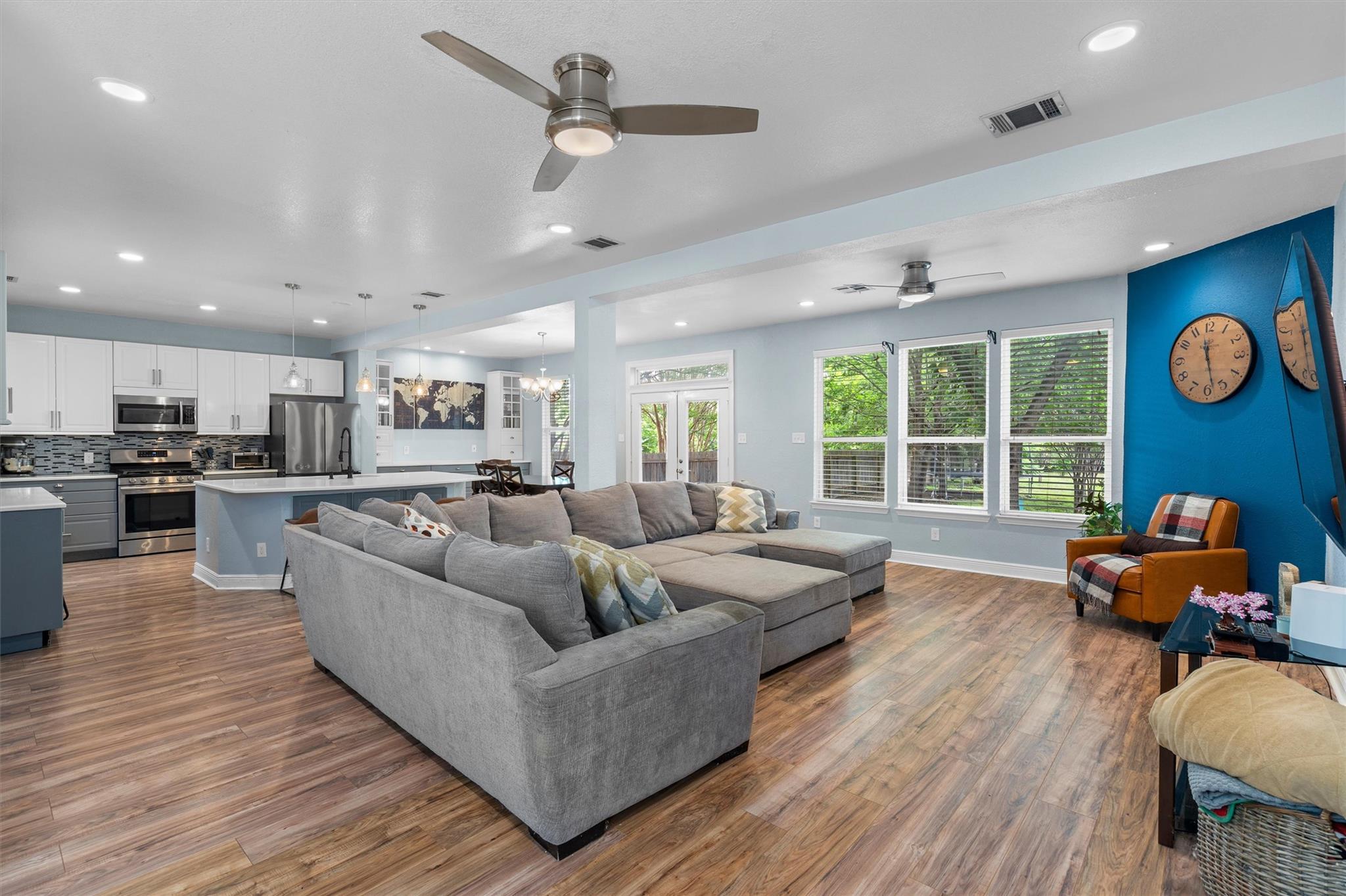 1317 Oolong LN