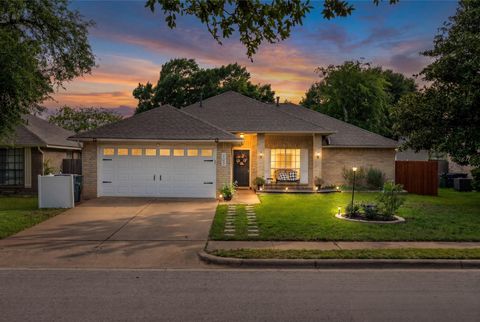 Photo of 505 Eaglecreek DR, Leander, TX 78641 (MLS # 4441408)