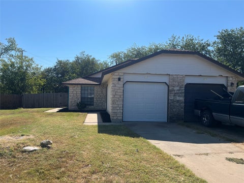 Photo of 905 & 907 Chisholm CV, Round Rock, TX 78681 (MLS # 9690968)