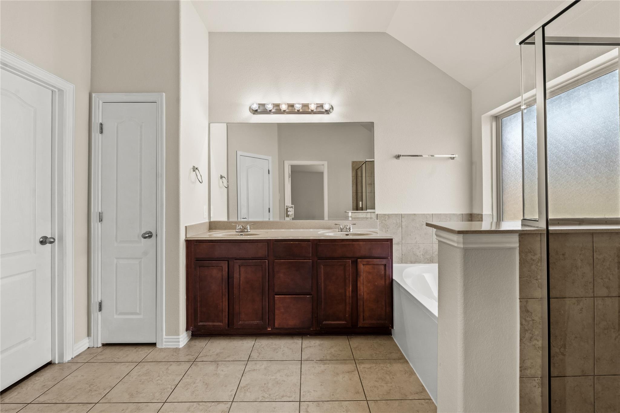 111 Wallin Farms DR