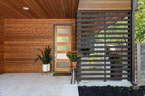 Tiny photo for 1001 Juanita ST, Austin, TX 78704 (MLS # 1491689)