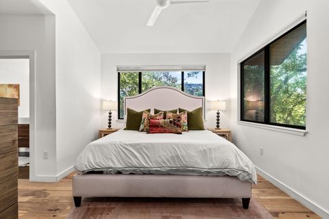Tiny photo for 1001 Juanita ST, Austin, TX 78704 (MLS # 1491689)