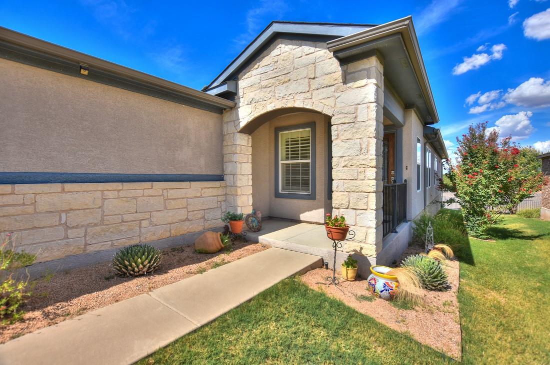 106 Kickapoo Creek LN