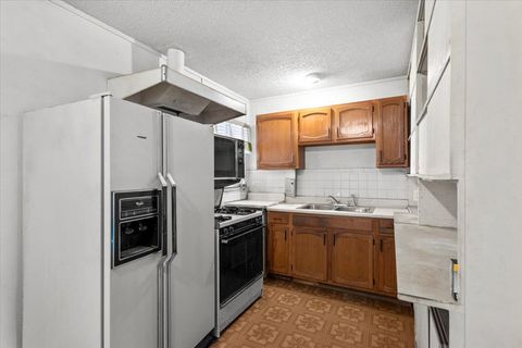 Tiny photo for 2018 Ford ST, Austin, TX 78704 (MLS # 4239975)