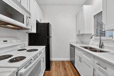 Tiny photo for 712 Graham PL #201, Austin, TX 78705 (MLS # 7710235)