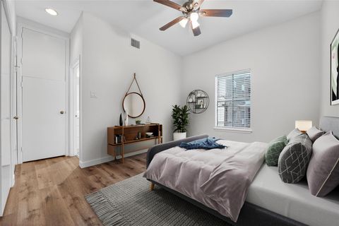 Tiny photo for 712 Graham PL #201, Austin, TX 78705 (MLS # 7710235)