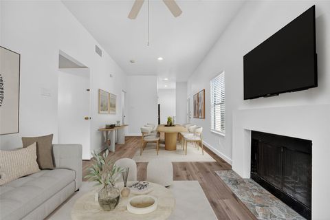 712 Graham PL 201 Austin TX 78705