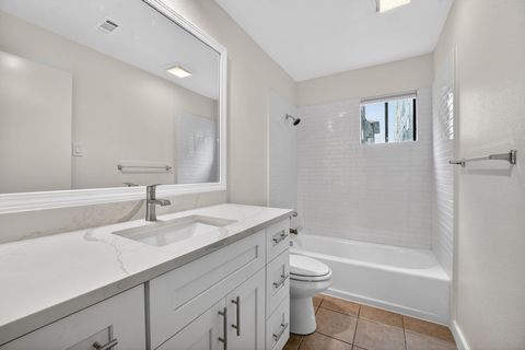 Tiny photo for 712 Graham PL #201, Austin, TX 78705 (MLS # 7710235)