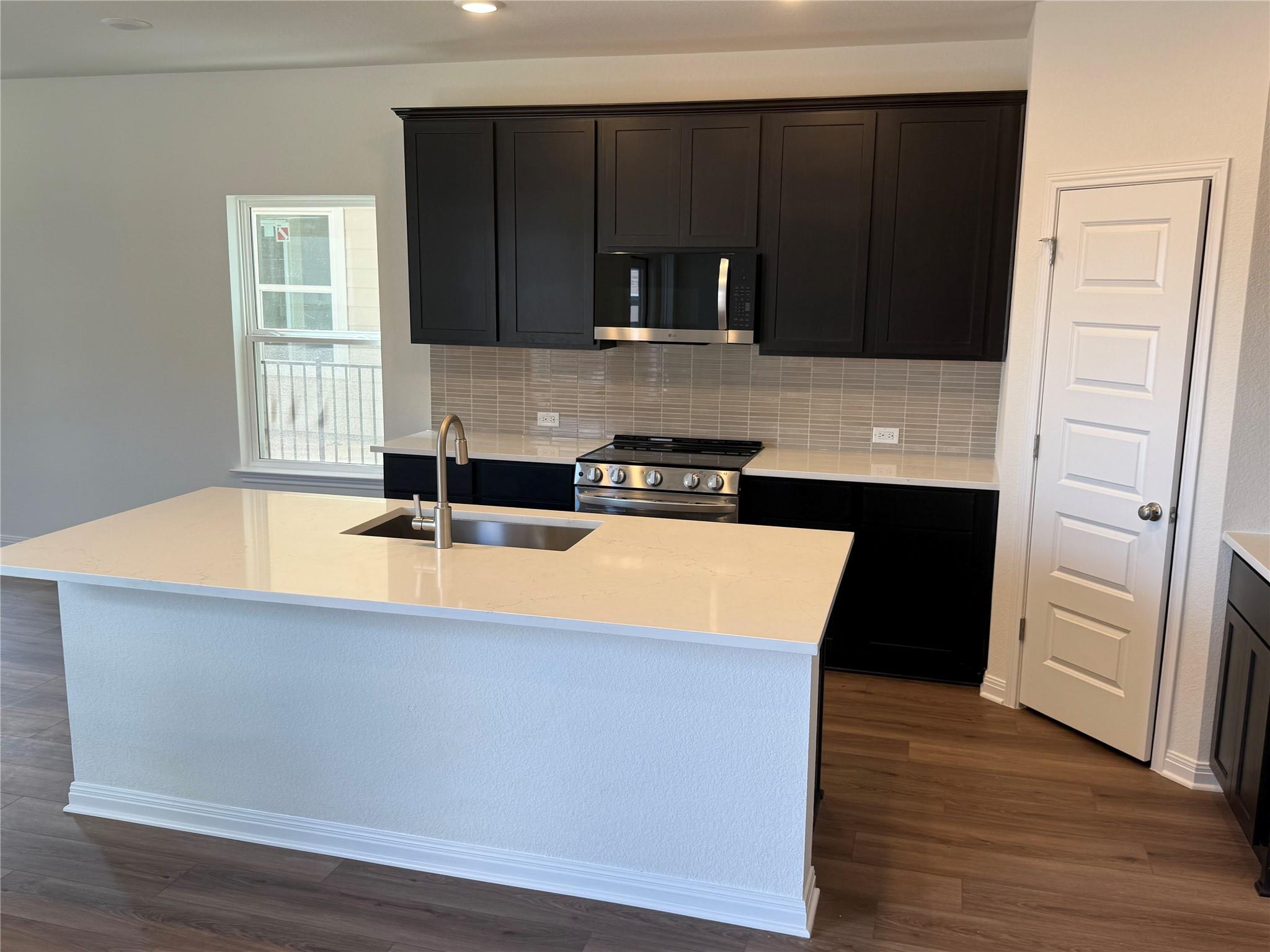 5900 Whisper Creek Dr DR 306