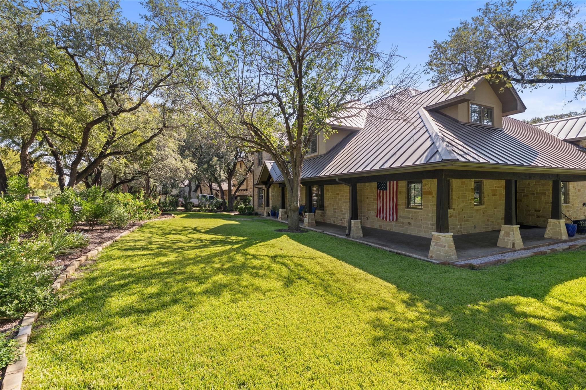 4918 Rollingwood DR