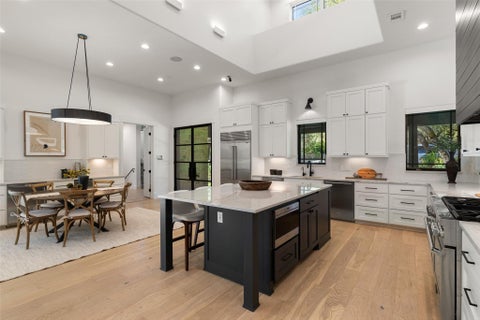 Tiny photo for 4918 Rollingwood DR, West Lake Hills, TX 78746 (MLS # 3143361)