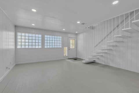 Photo of 5210 Woodrow Ave, Austin, TX 78756 (MLS # 8591338)