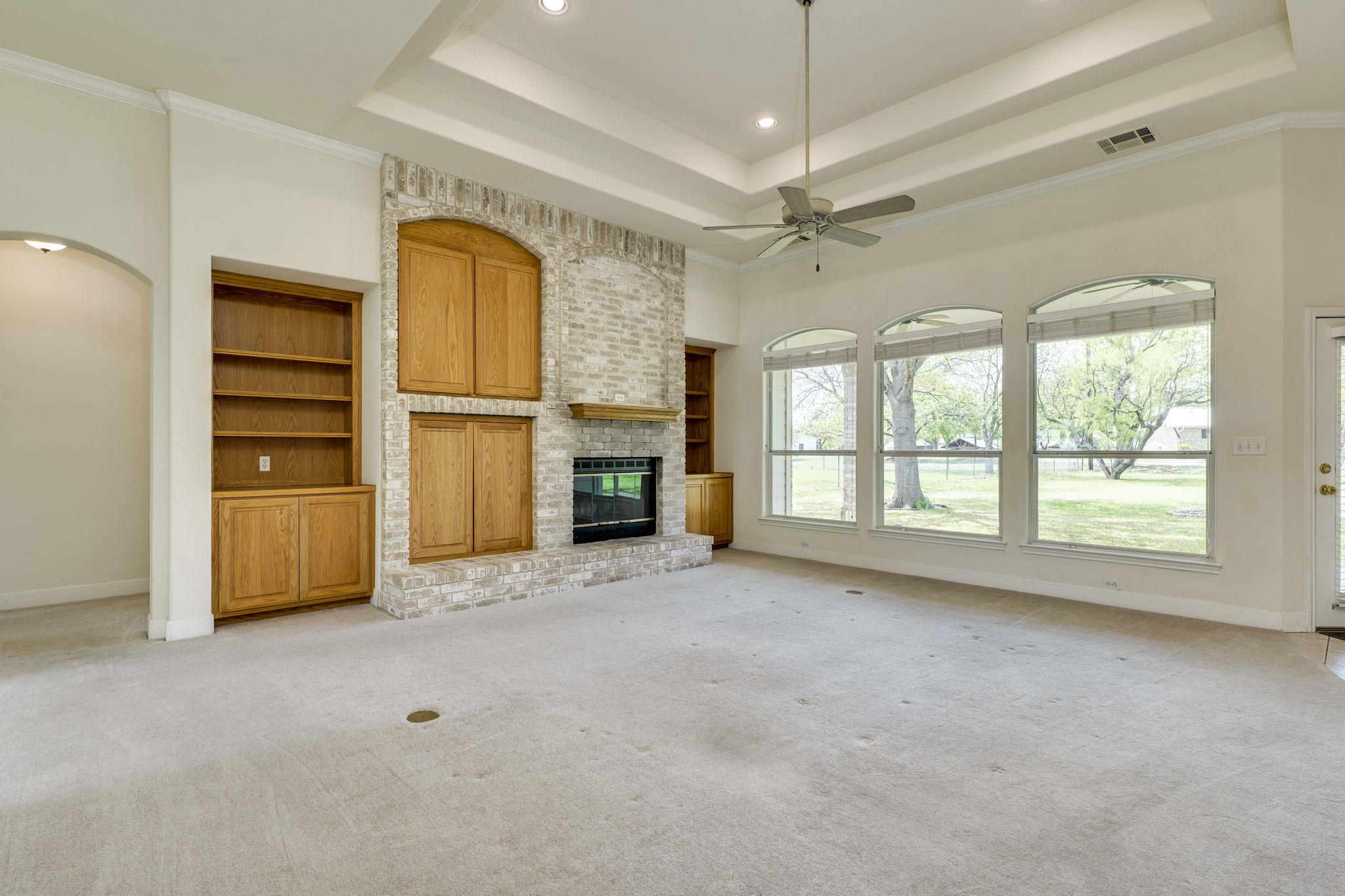 207 Flamingo CIR