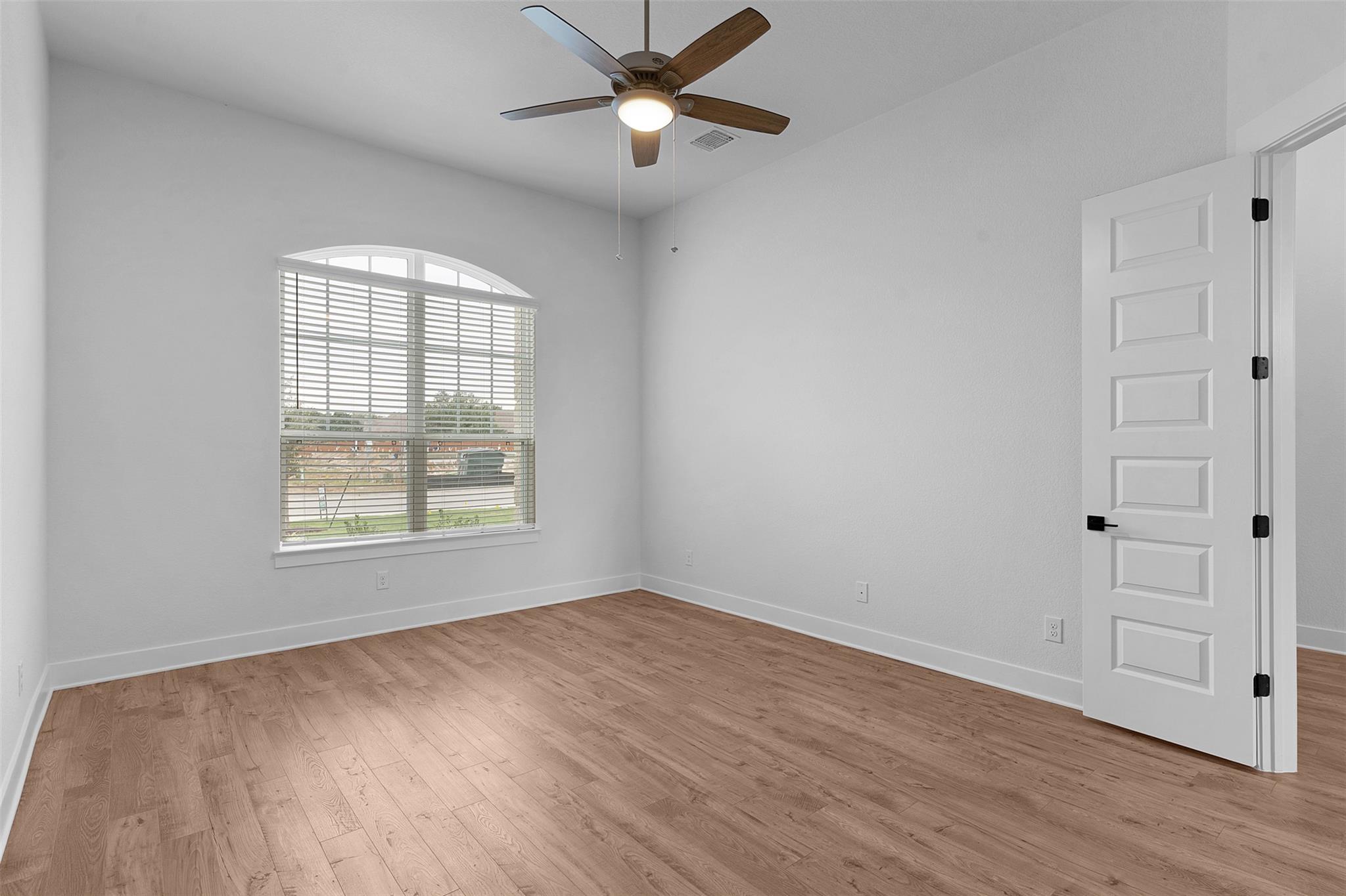 1037 Painted Horse DR