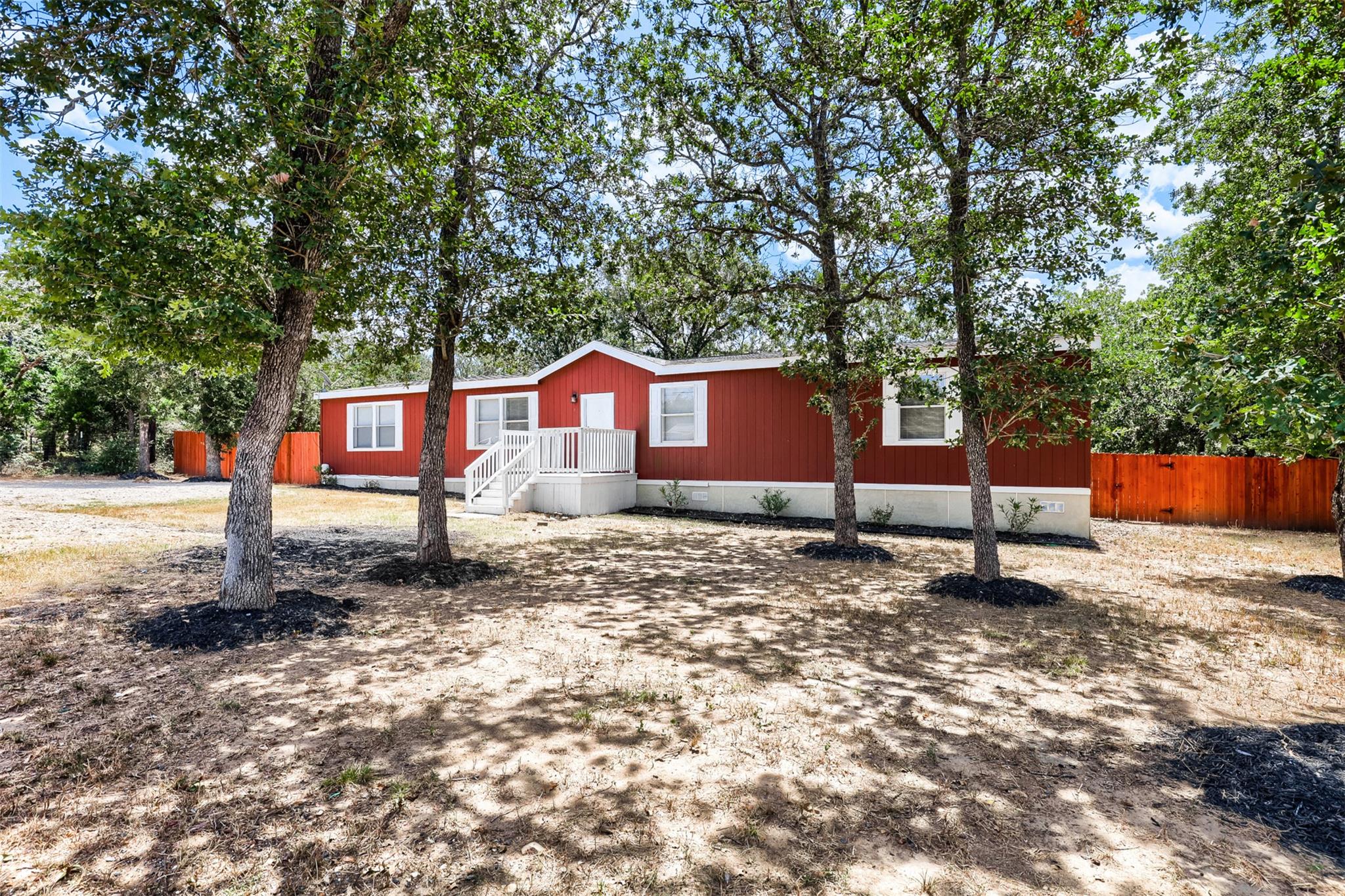 1017 Rosewood DR